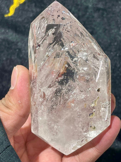 Cuarzo enhydro biterminado