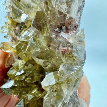 Cuarzo rutilado grupo con mica lepidolita