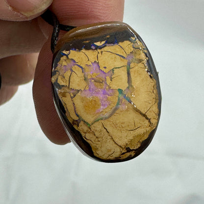 Opal boulder pendant Munay Minerals Mallorca