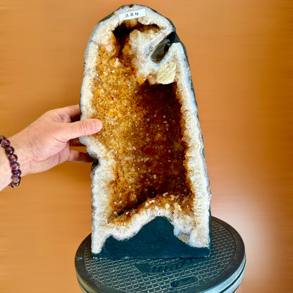 Geoda de citrino 15,3 kg.