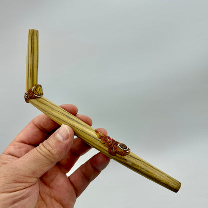 Tipi para rapé madera de ayahuasca