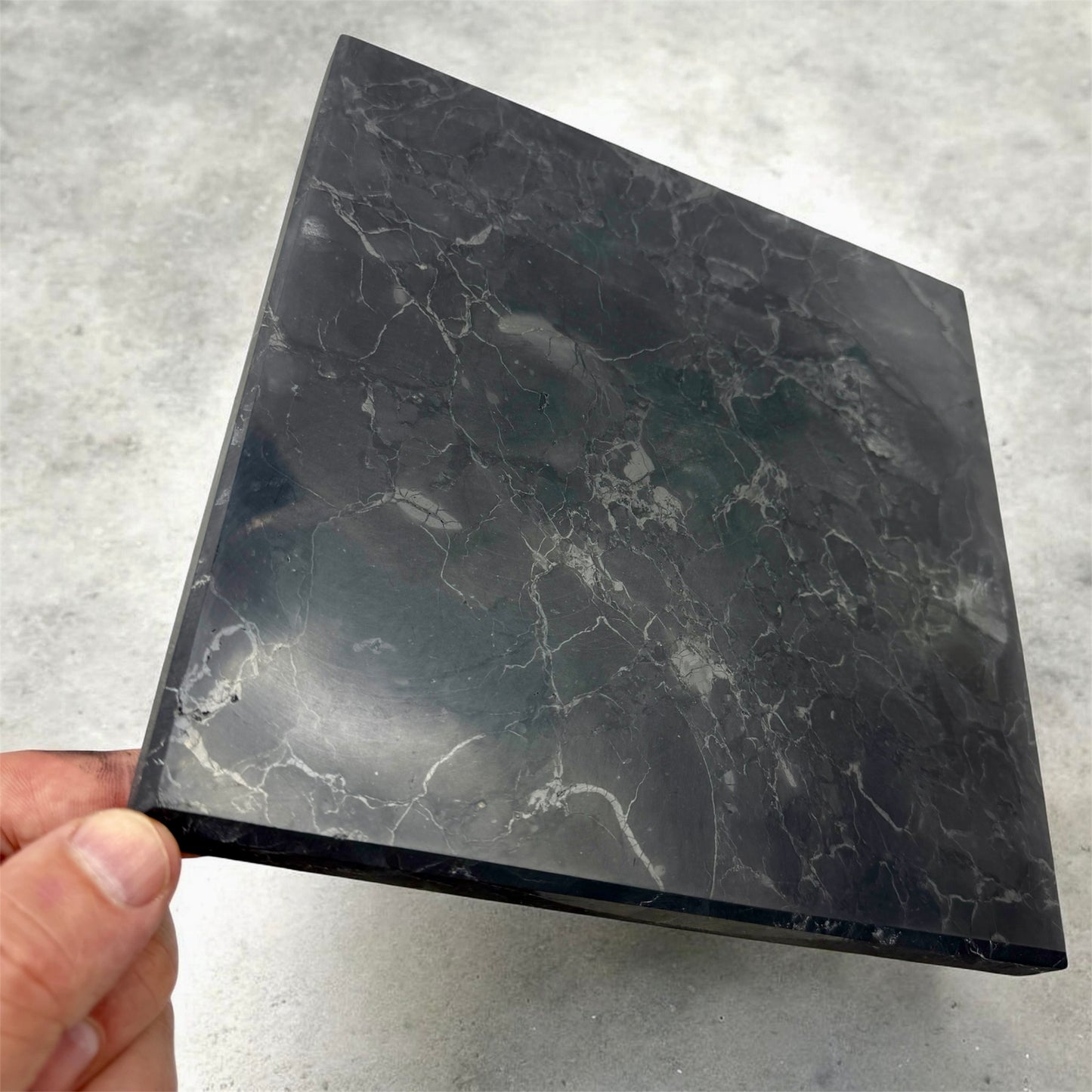 Shungita Shingit placa 22 cm. 1,8 kg.