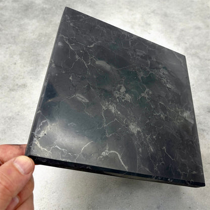 Shungita Shingit placa 22 cm. 1,8 kg.