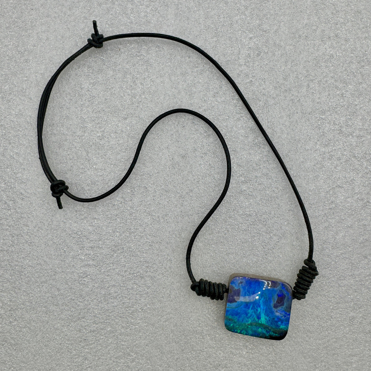 Opalo boulder colgante Munay Minerales Munay Minerales Mallorca