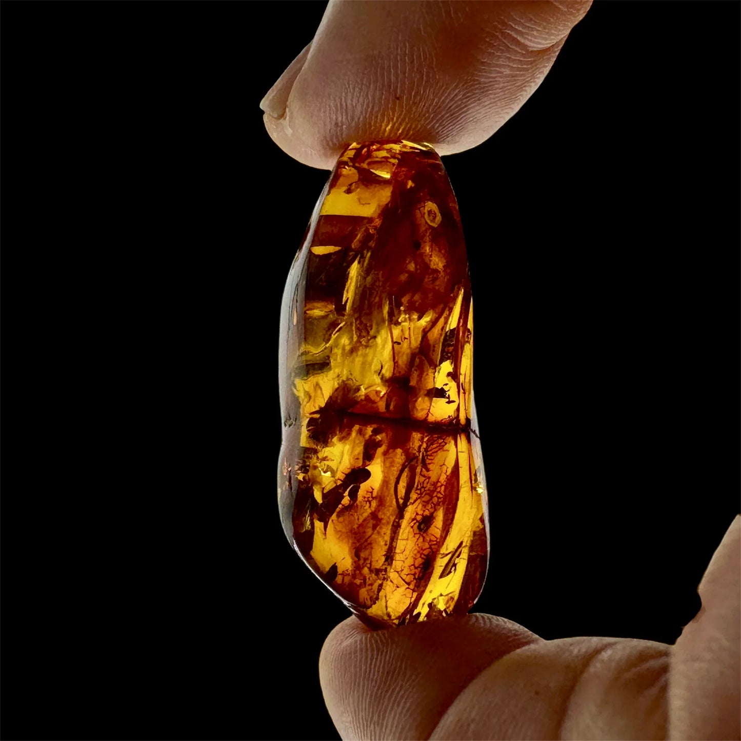 Colgantes de ambar báltico en cordón de piel - MUNAY MINERALES MALLORCA