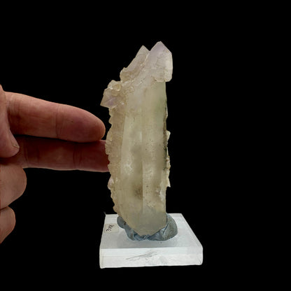 Amethyst Quartz with Munay Minerals Mallorca lid