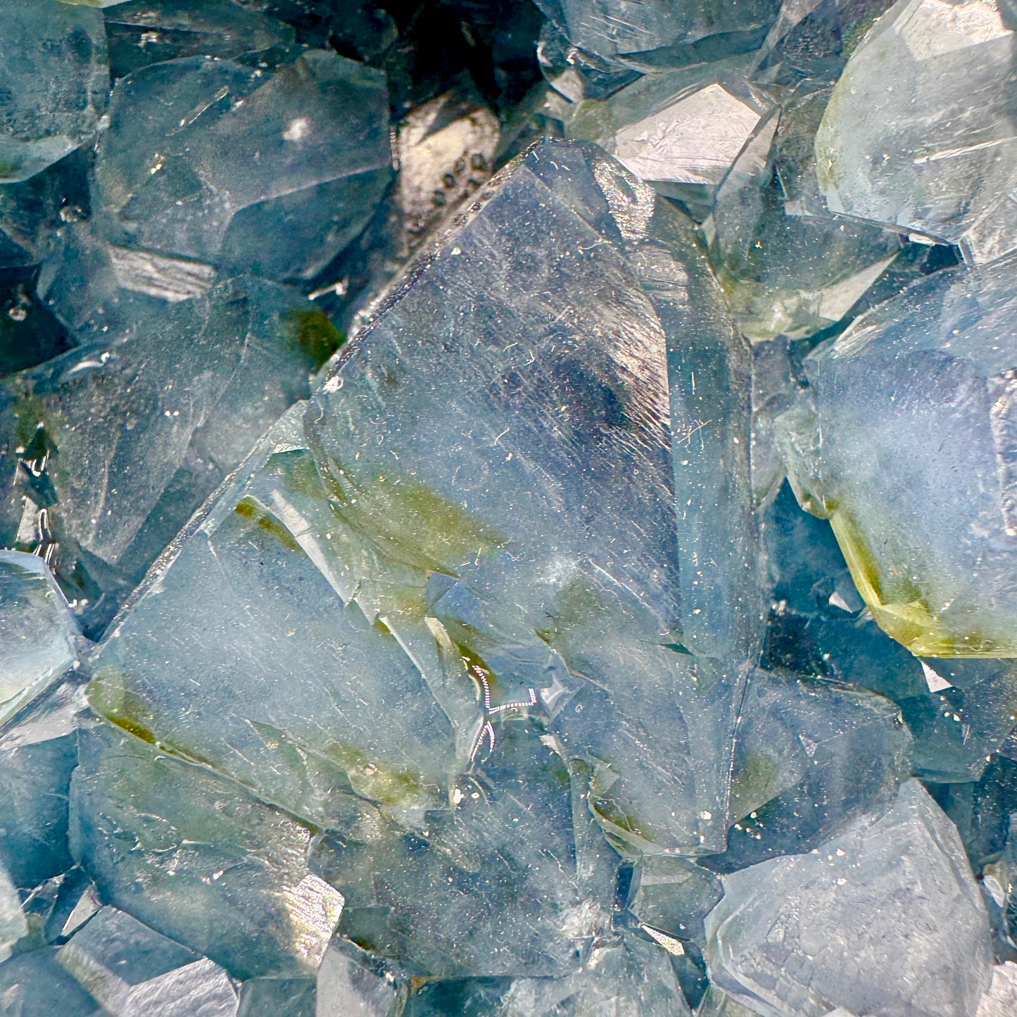 Celestina geoda Celestita 3 kg.