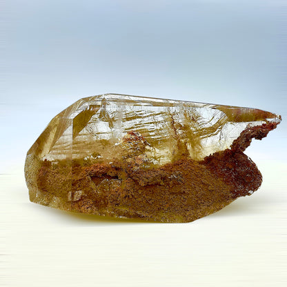 Cuarzo maestro chamánico con pirita, cobre y lodolita