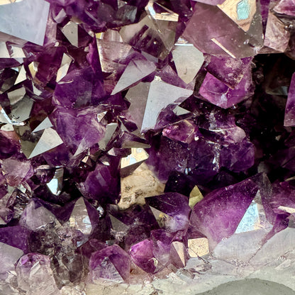 Amethyst geode, 39 kg. High quality from Uruguay.