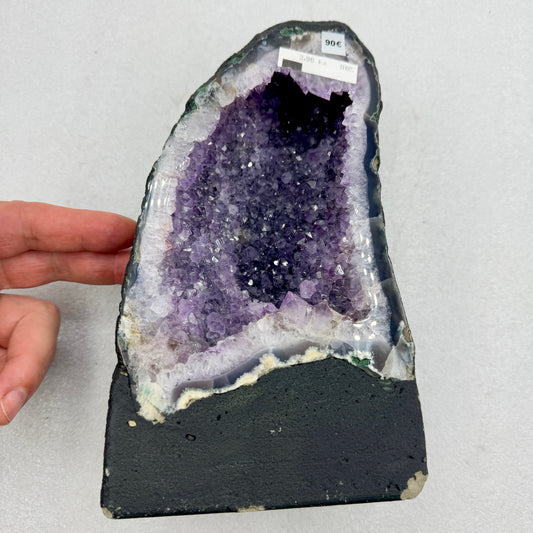 Geoda de amatista 2,9 kg. Munay Minerales Mallorca