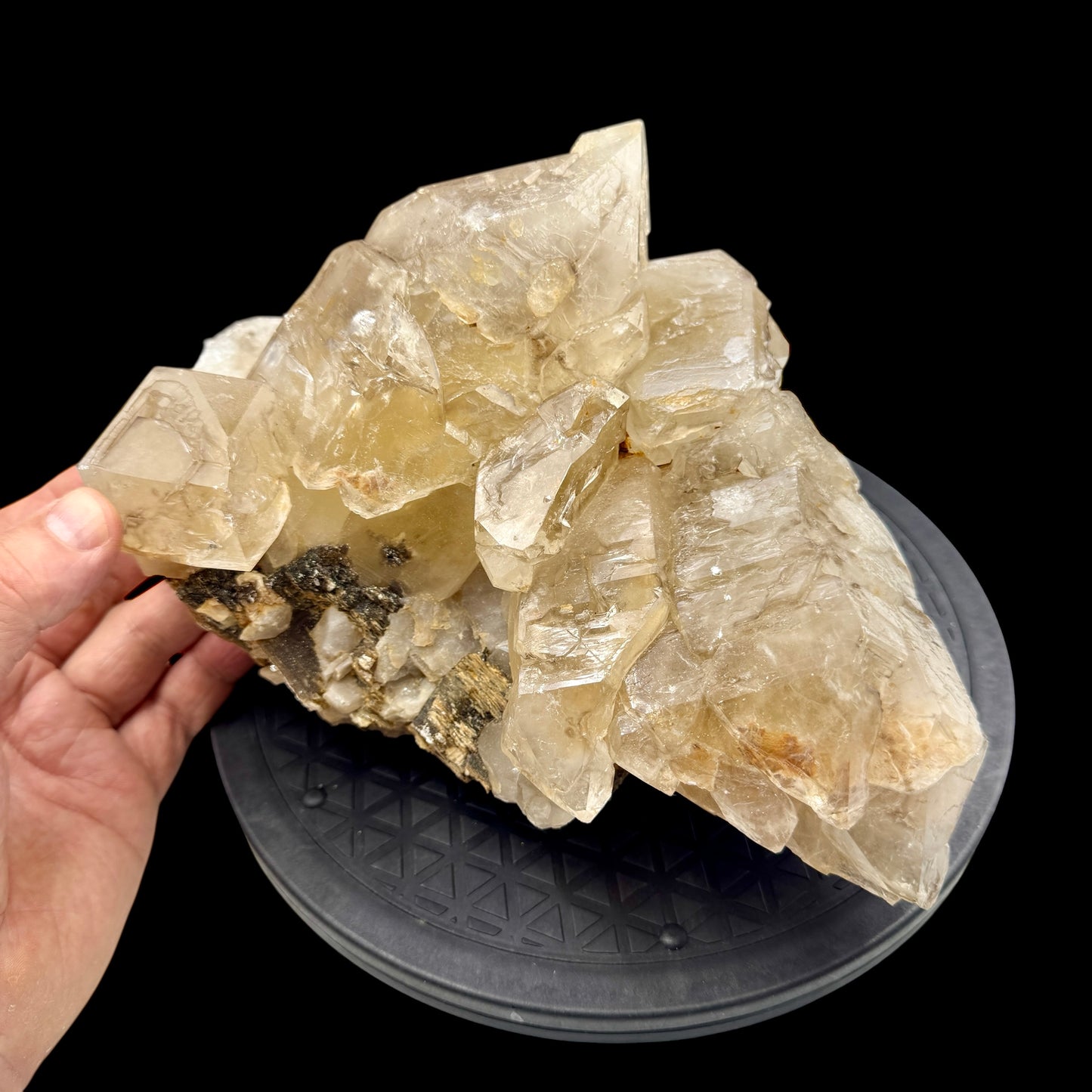 Citrino elestial cluster Citrine natural 4,8 kg. con turmalina negra