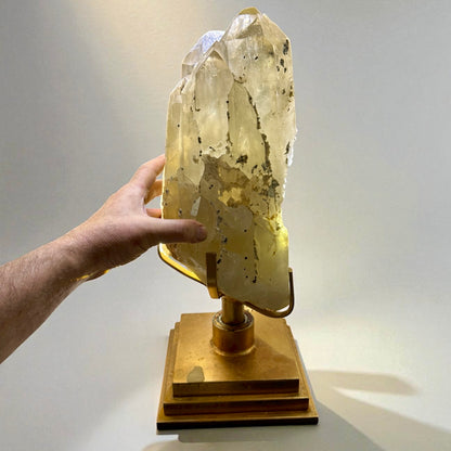 Citrino catedral natural Record keeper con hematitas y mica 13,1 kg.