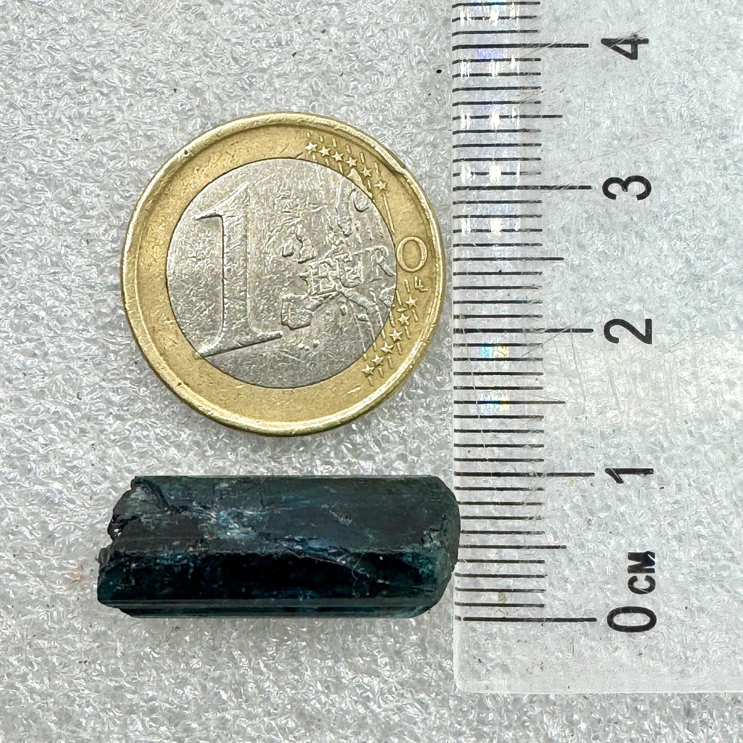 Turmalina azul indicolita indigolita - MUNAY MINERALES MALLORCA