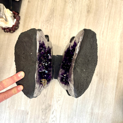 Complete amethyst geode, 2 pieces, 74 kg. Premium quality from Uruguay.
