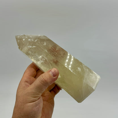 Citrino natural pulido 2 kg. Munay MInerales Mallorca