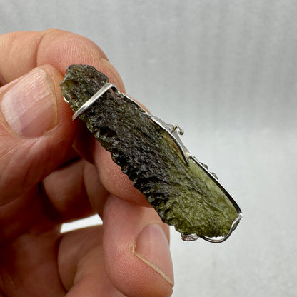 Moldavita tectita impactita colgante plata de ley Munay Minerales Mallorca