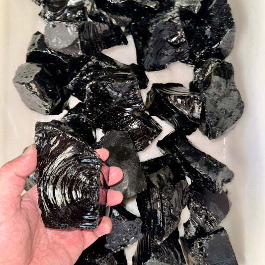 Obsidiana negra de México