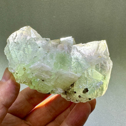 Fluorita cúbica grupo verde violeta púrpura