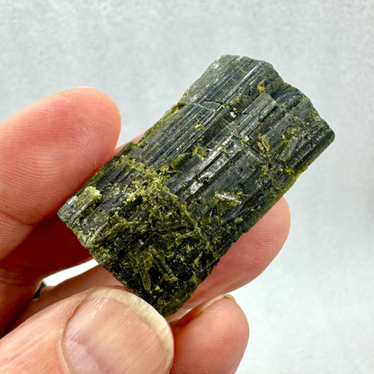 Epidota Epidote de Pakistán - Munay Minerales Palma de Mallorca Spain 