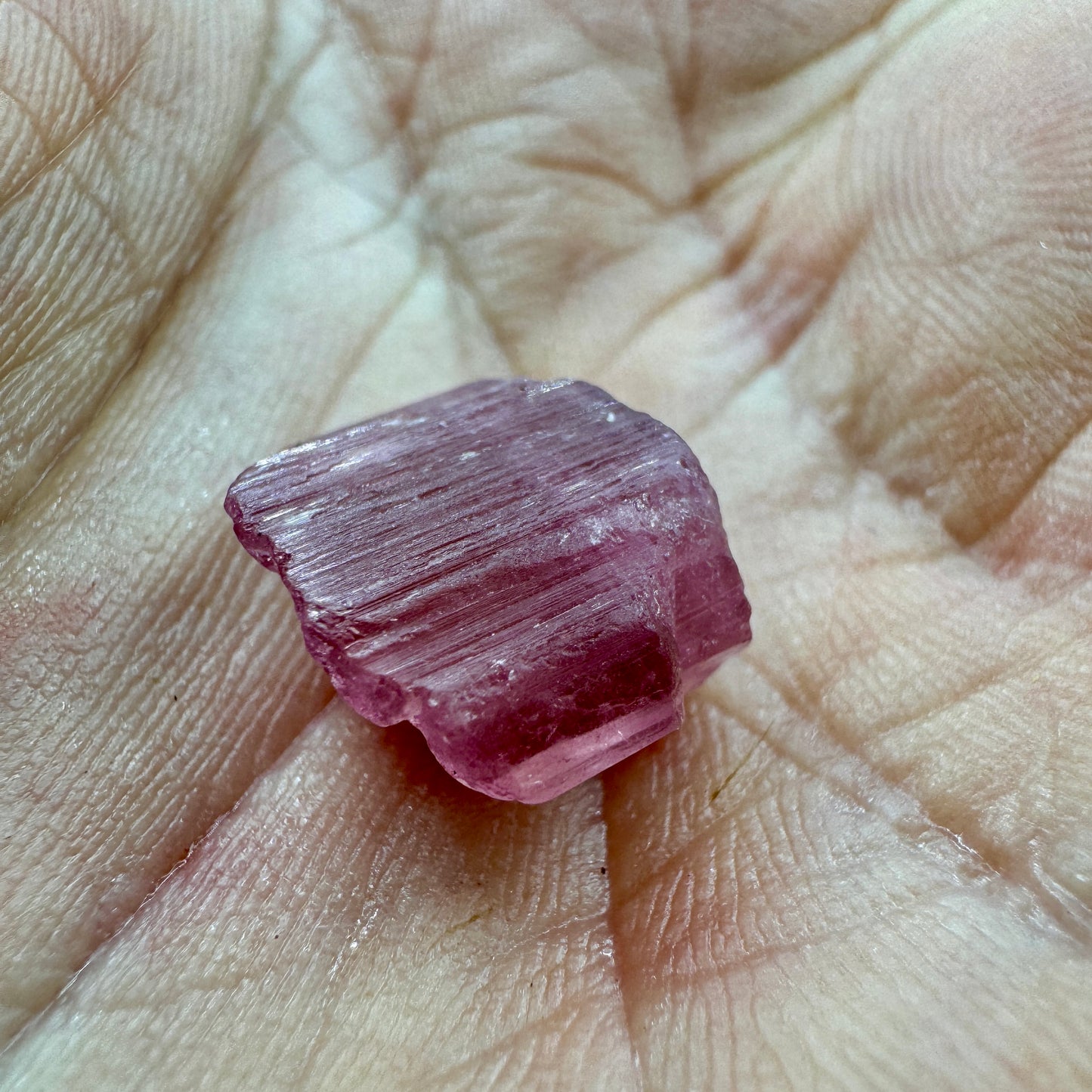 Turmalina rubelita rosa