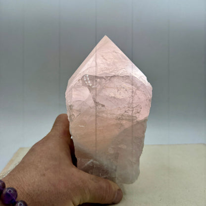 Lámpara de cuarzo rosa con cable y bombilla