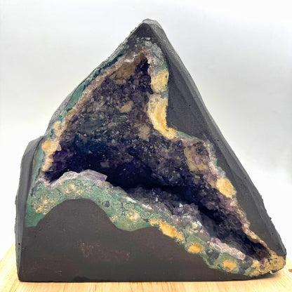 Geoda de amatista con prasiolita 6 kg.