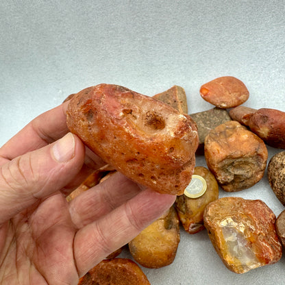 Ágata cornalina en bruto