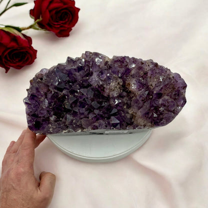 Drusa de amatista con goethita acicular 5,3 kg.