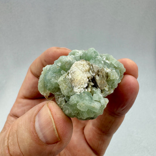 Aguamarina con mica Munay Minerales