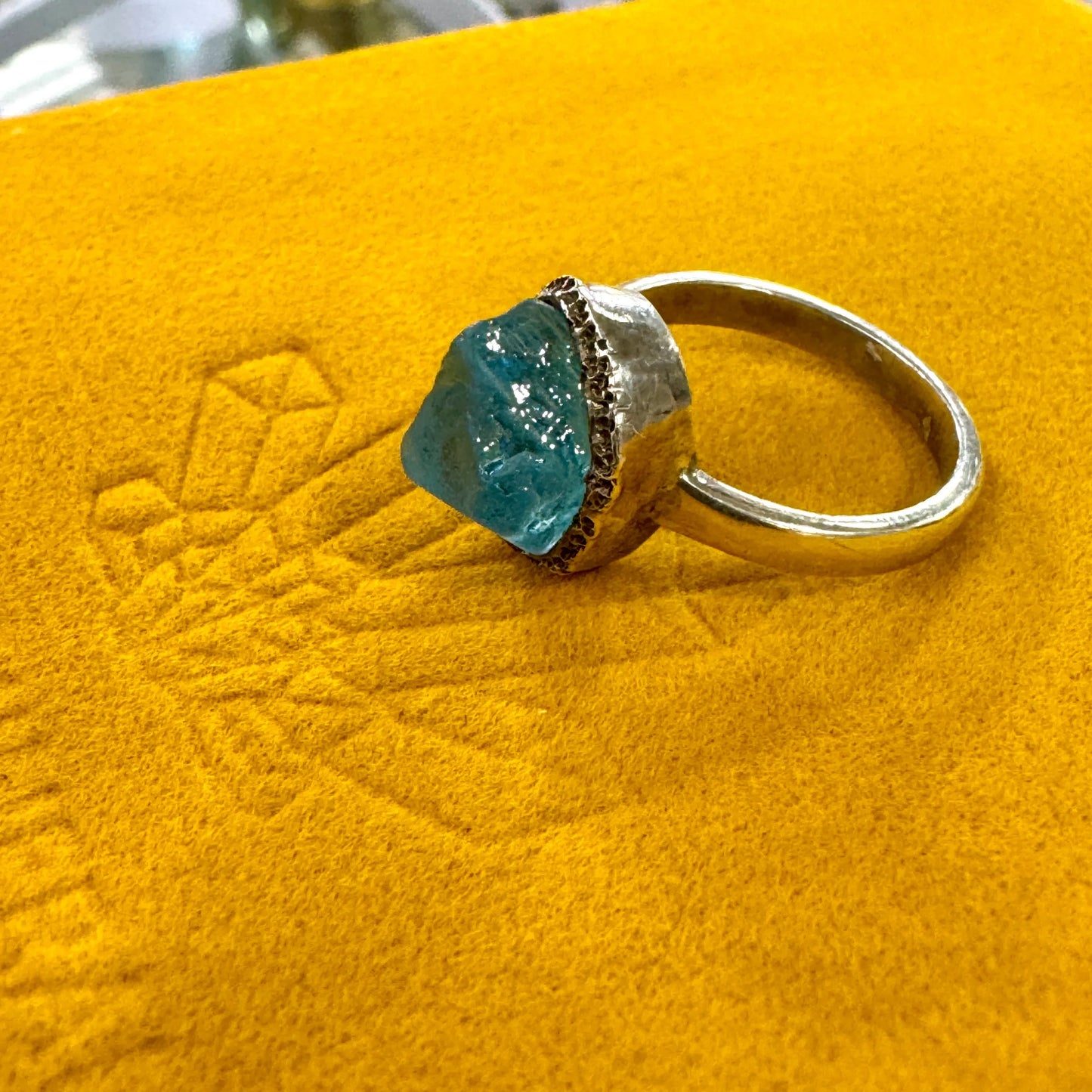 Anillo topacio azul plata de ley - Munay Minerales Palma de Mallorca Spain 