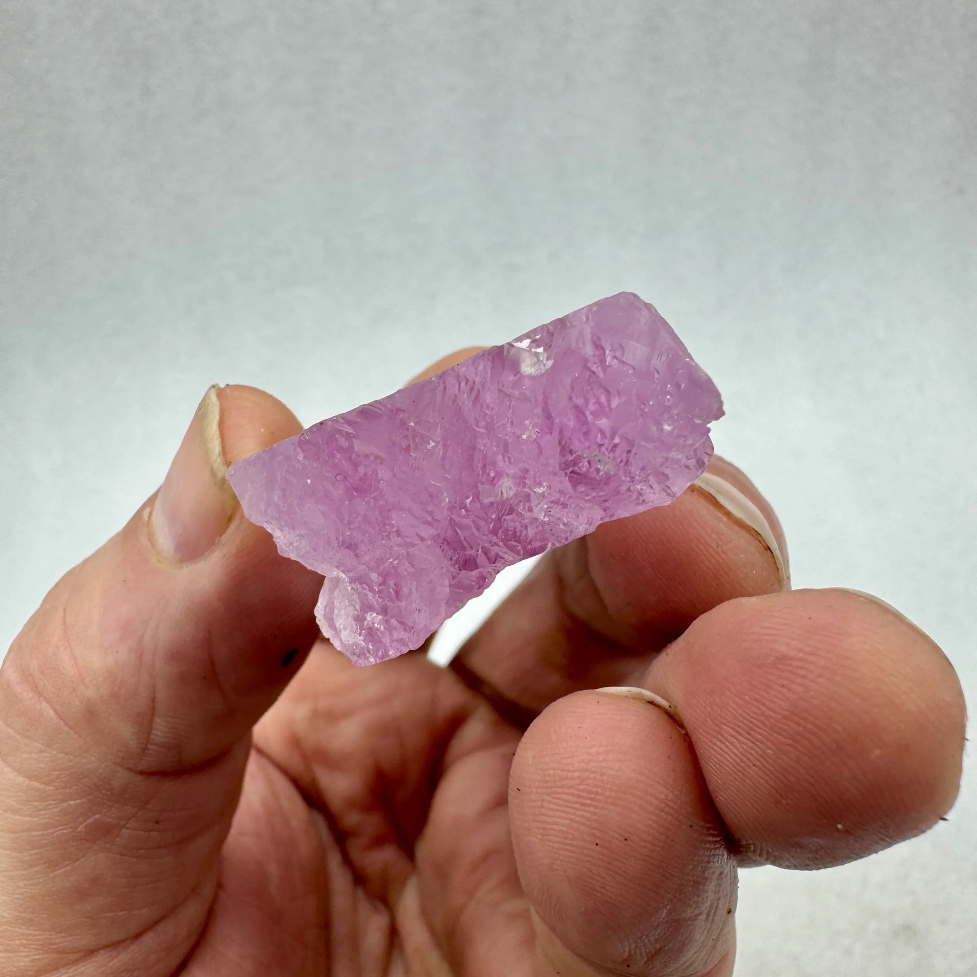 Kunzita espodumena de Afganistán - MUNAY MINERALES MALLORCA