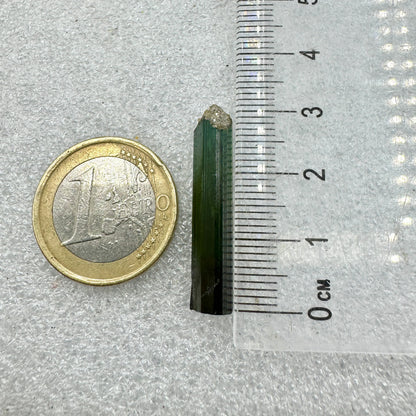 Turmalina verde calidad extra - MUNAY MINERALES MALLORCA