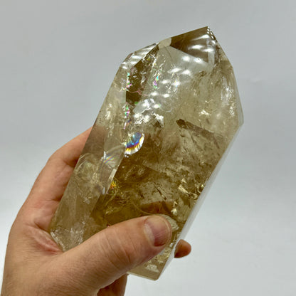 Citrino natural pulido 1,6 kg.