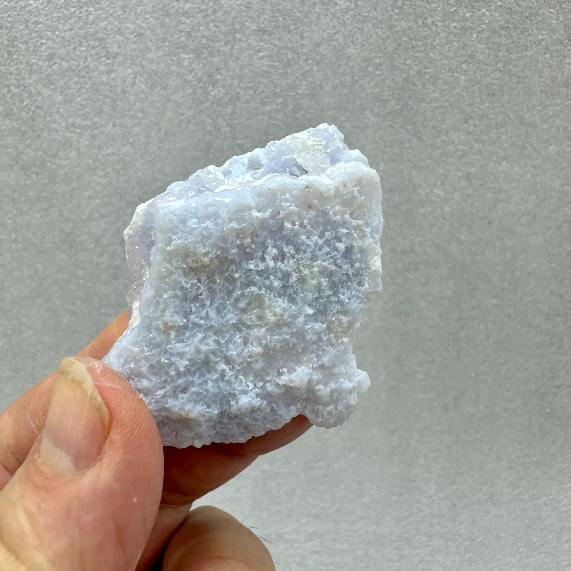 Ágata calcedonia banda azul en bruto - Munay Minerales Palma de Mallorca Spain 