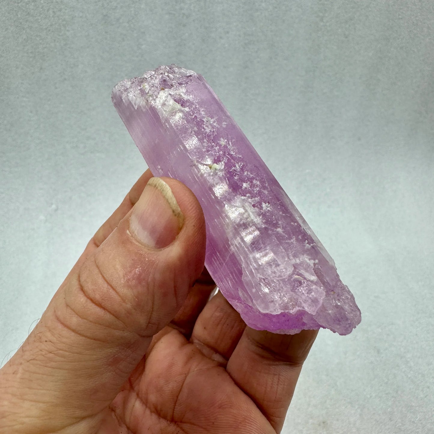 Kunzita espodumena de Afganistán - MUNAY MINERALES MALLORCA