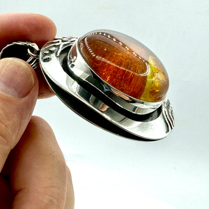 Ámbar báltico colgante en plata de ley
