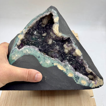 Geoda de amatista con prasiolita 6 kg.