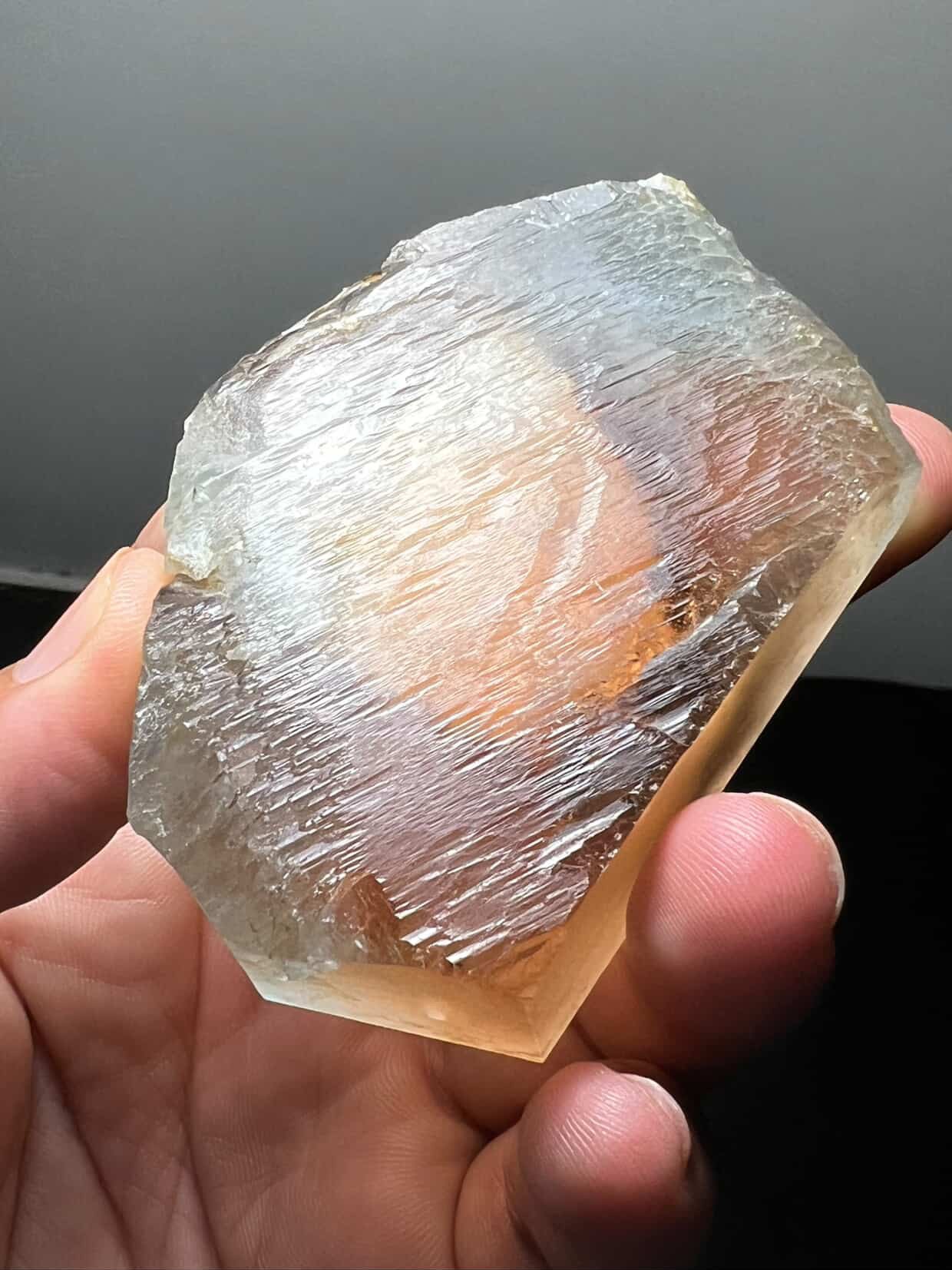 Topacio azul con mica Ucrania