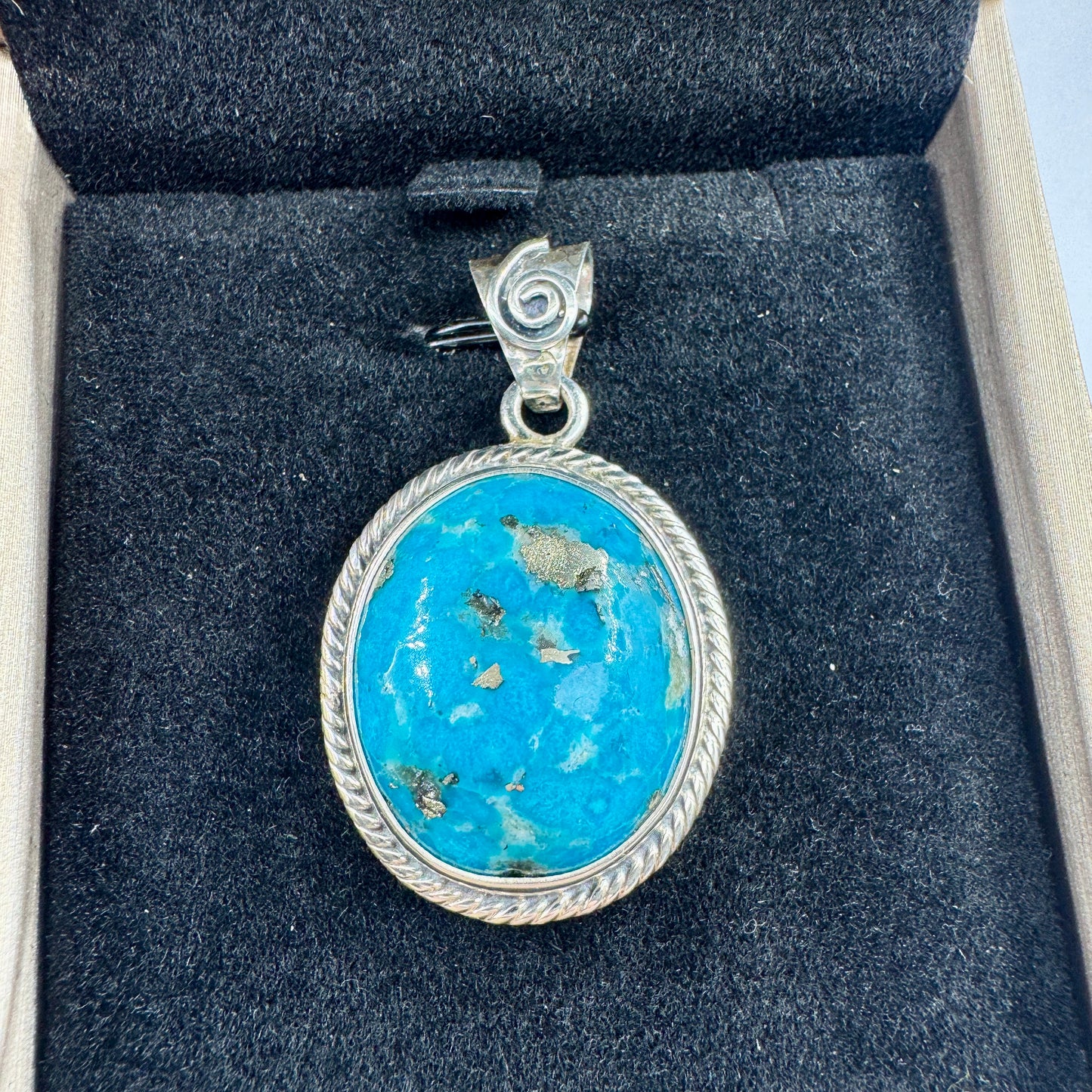Turquesa colgante en plata de ley