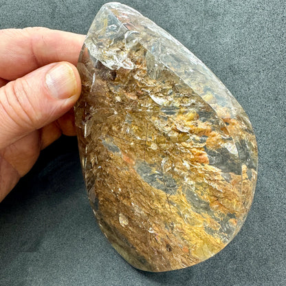 Cuarzo maestro chamánico con rutilo - MUNAY MINERALES MALLORCA