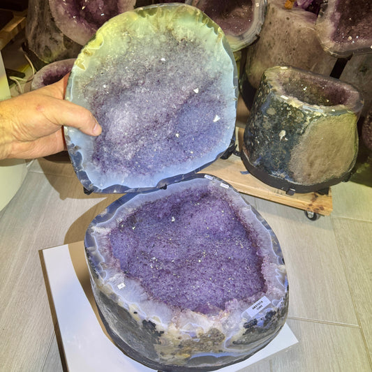 Geoda de amatista joyero 26,8 kg.
