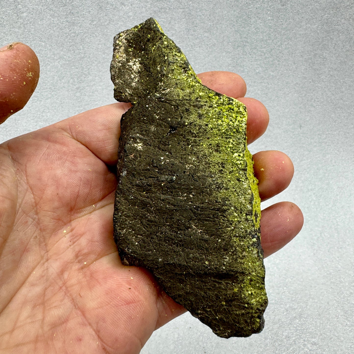 Autunita fluorescente de Portugal