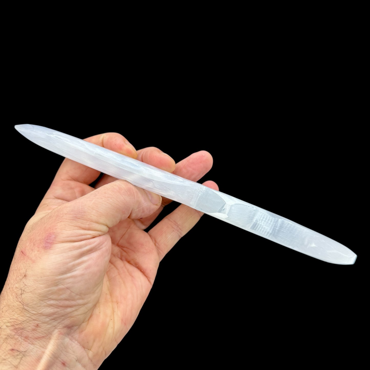 Daga de selenita pequeña