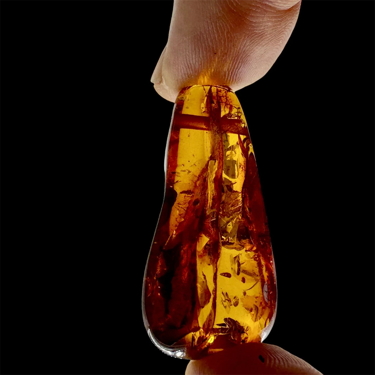 Colgantes de ambar báltico en cordón de piel - MUNAY MINERALES MALLORCA