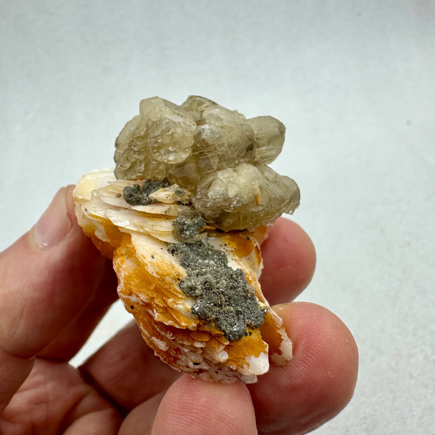 Cerusita y baritina Munay Minerales Mallorca