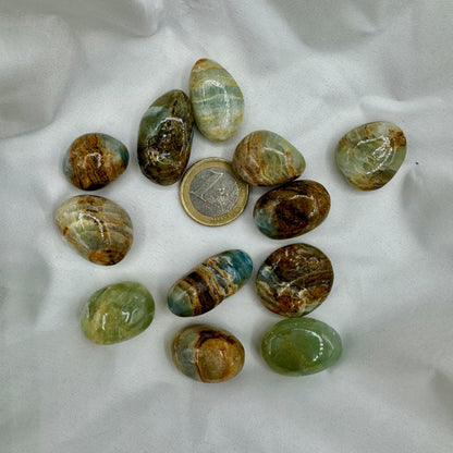 Ónix azul cielo rodado pequeño - Munay Minerales Palma de Mallorca Spain 