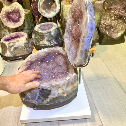 Geoda de amatista joyero 26,8 kg.