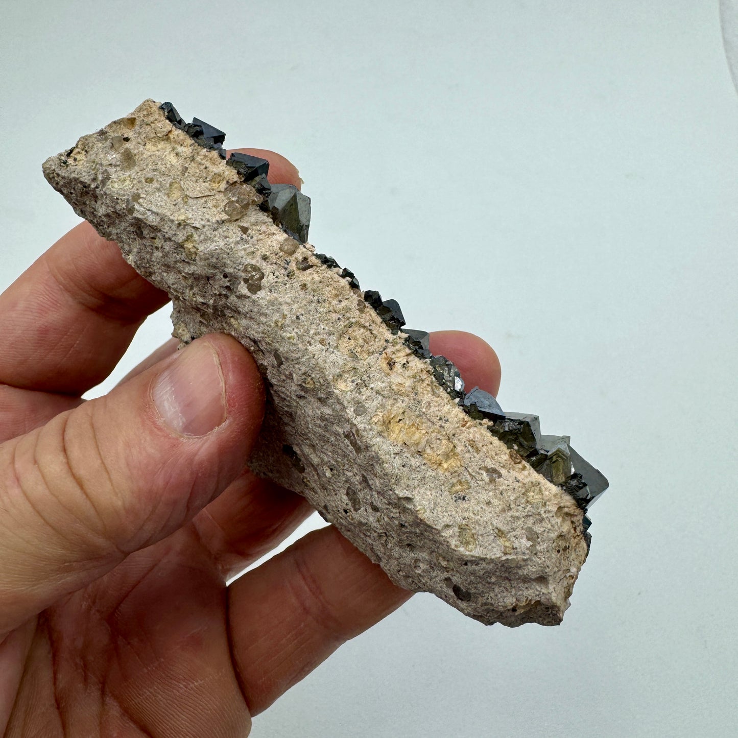 Magnetita grupo en matriz - Munay Minerales Mallorca