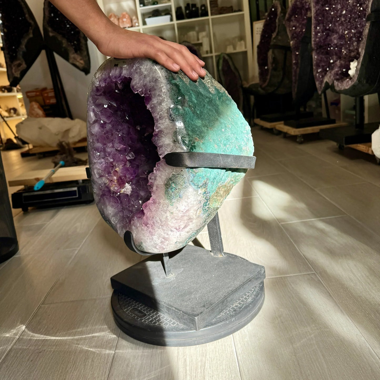 Geoda de amatista 27 kg. - Munay Minerales Palma de Mallorca Spain 