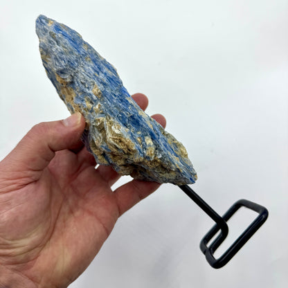 Cianita en base metálica 1 kg. Munay Minerales Mallorca